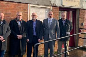 Nadhim Zahawi meets with Parish Councillors in Studley to discuss plans to purchase the old Studley Youth Club site
